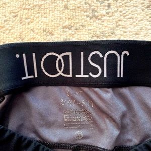 Nike Capri Workout Tights